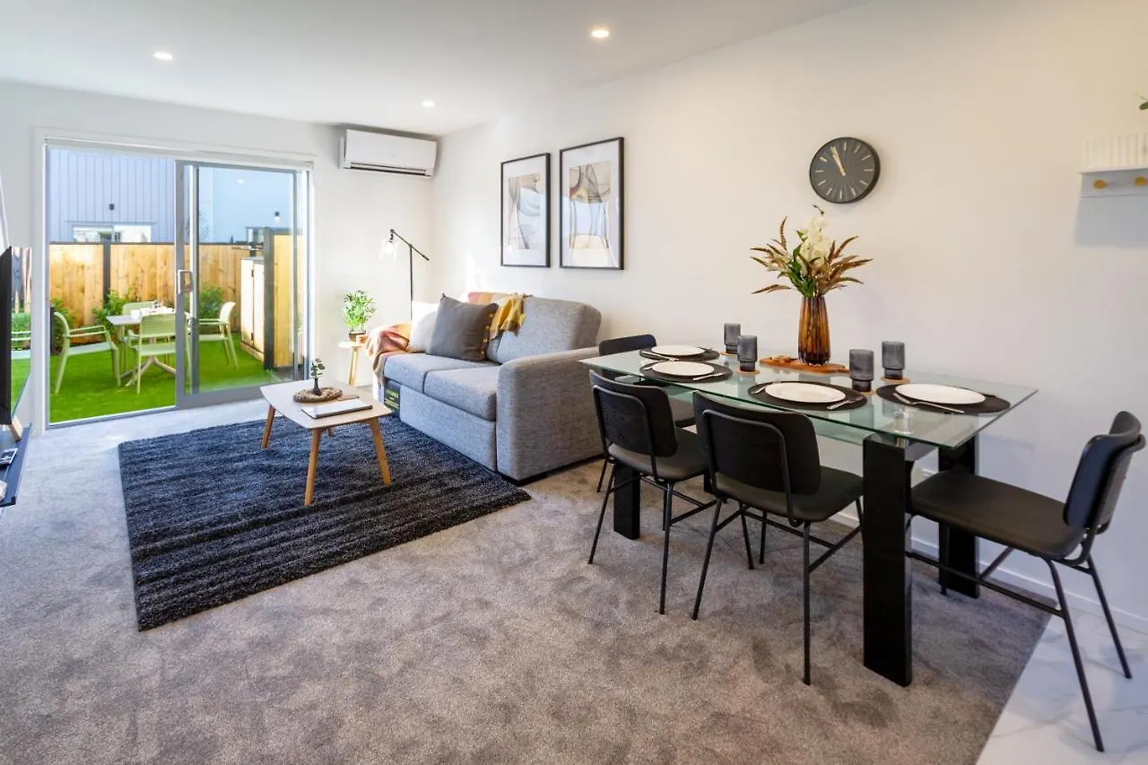 The Happy Hideaway 2 Bed 2 Bath Apartment Christchurch