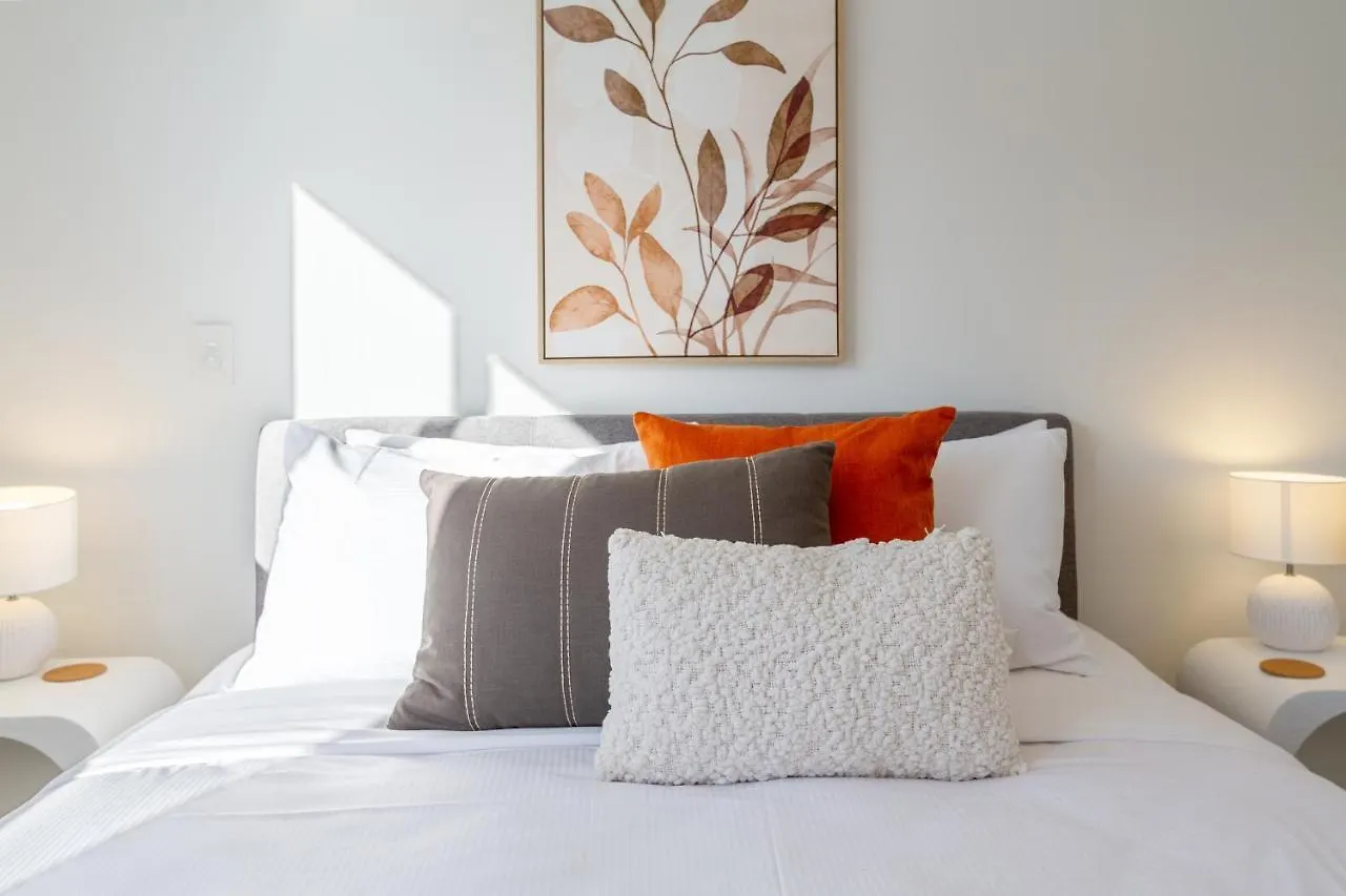 The Happy Hideaway 2 Bed 2 Bath Apartment Christchurch New Zealand